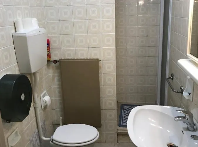 Albergo Centrale Szálloda Cortemaggiore